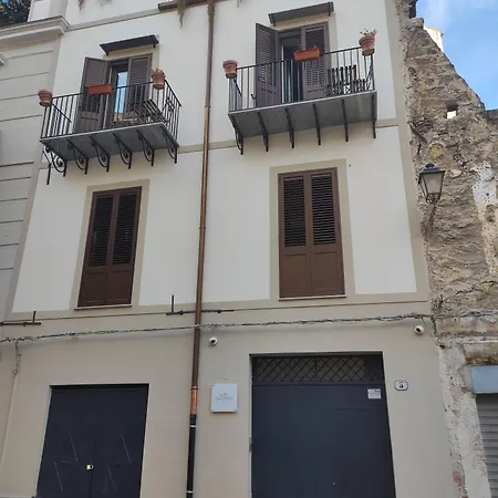 Bed and Breakfast Cala Peppa 4*